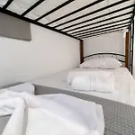 Nostos Apartment *