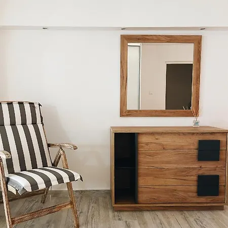 Nostos Apartment